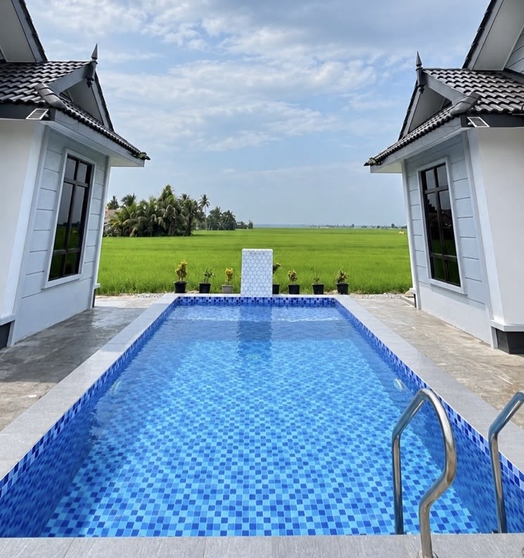 Kolam Renang (Sharing)